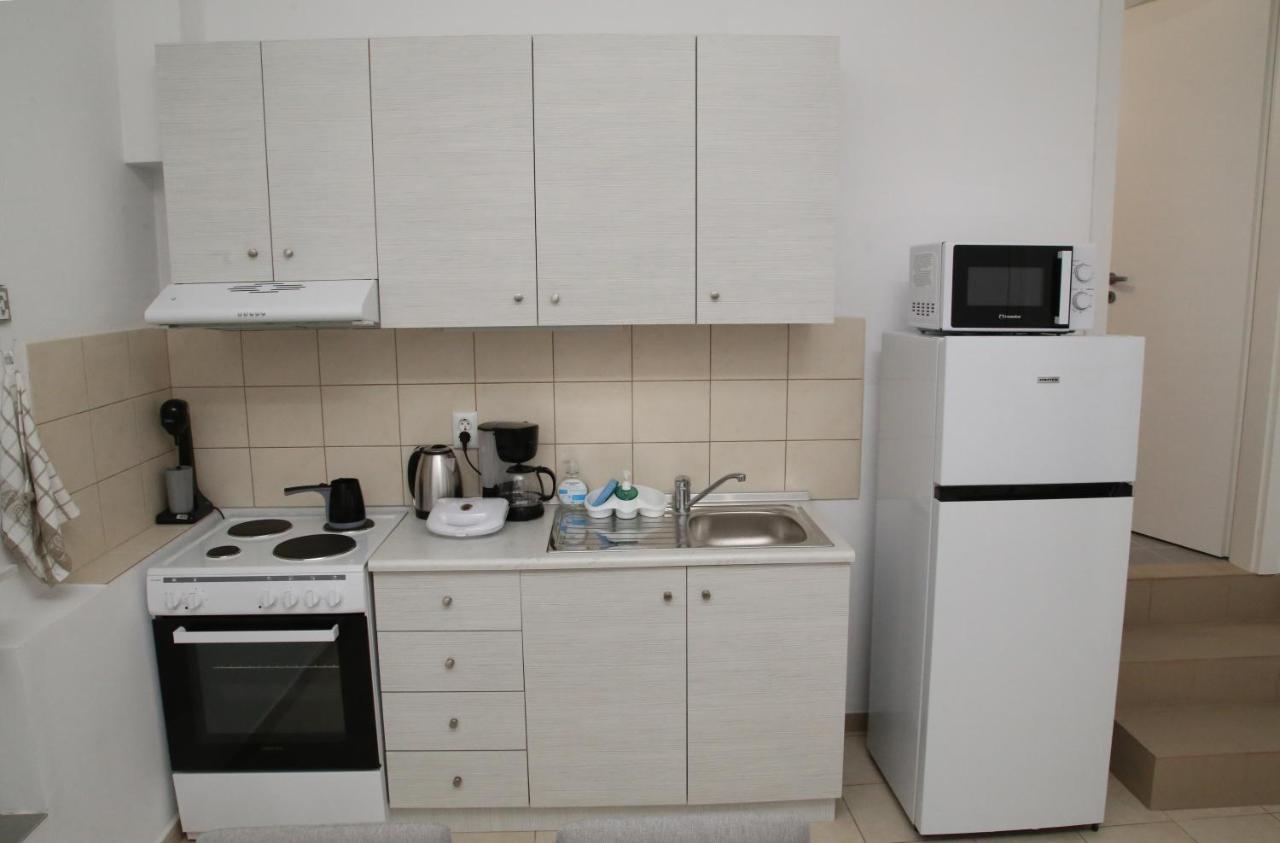 Lampias Apartments เกราโมตี ภายนอก รูปภาพ